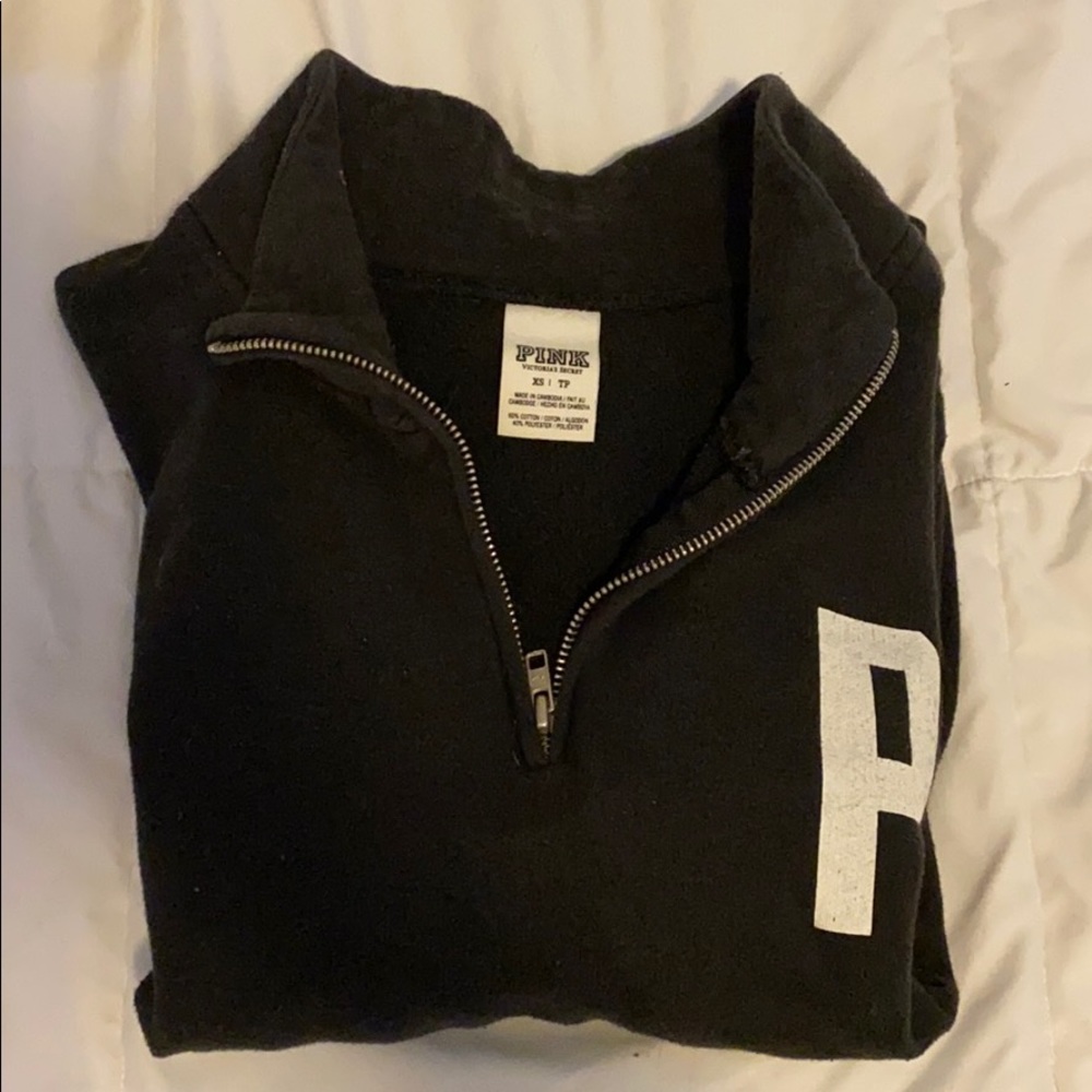 PINK Victoria’s Secret: Pull-over Sweatshirt